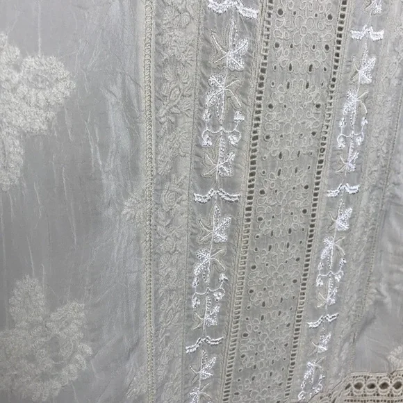 Johnny Was rayon embroidered crochet tunic - Picture 8 of 16